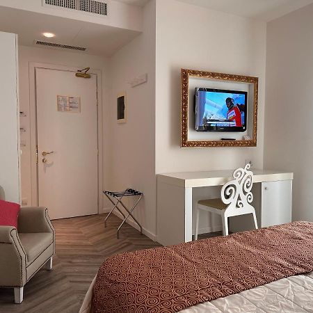 Hotel Albatros 리도 디 예솔로 외부 사진